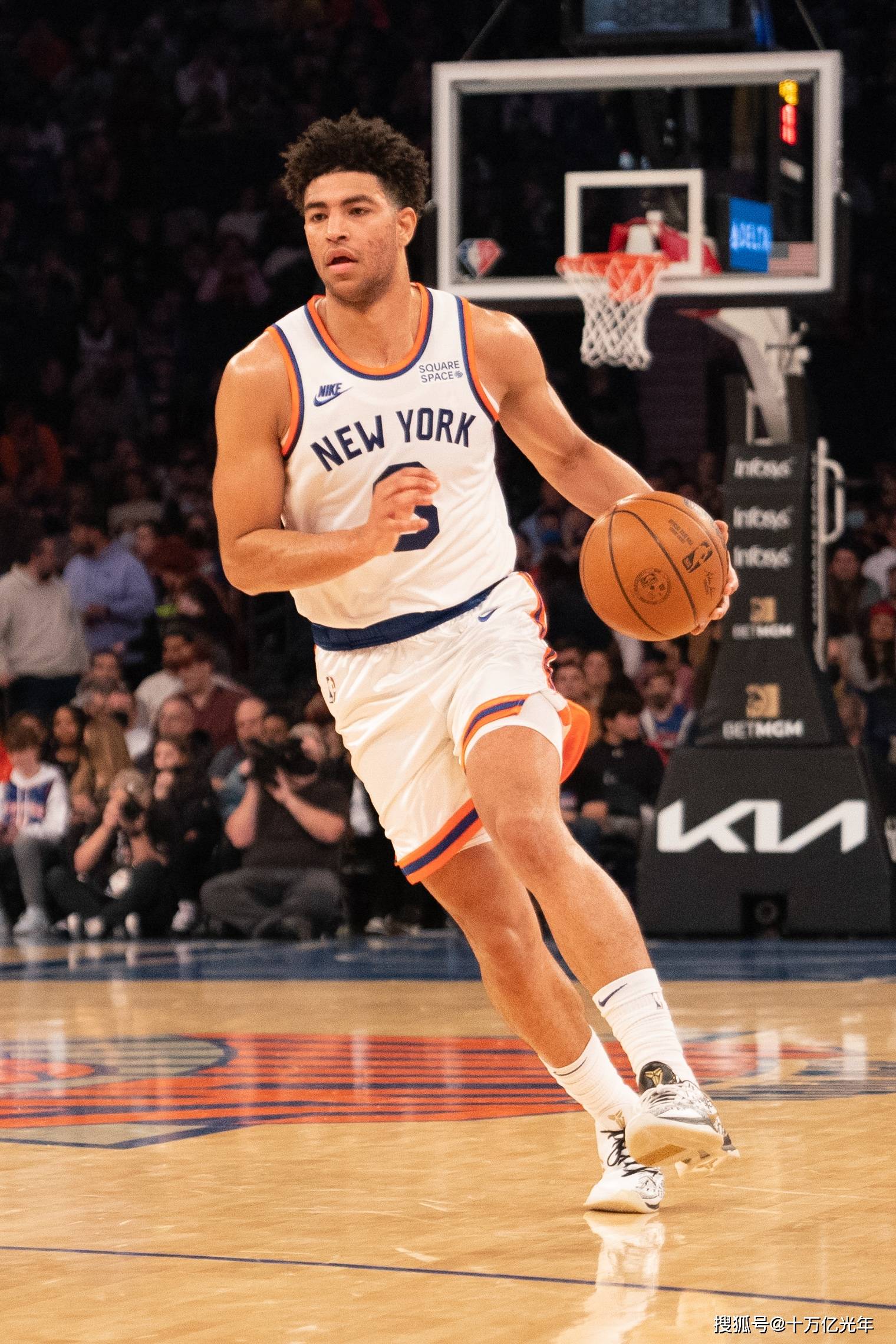 赛后西汉姆完成体检热火未来可期之后，清晨犹他爵士备战德甲