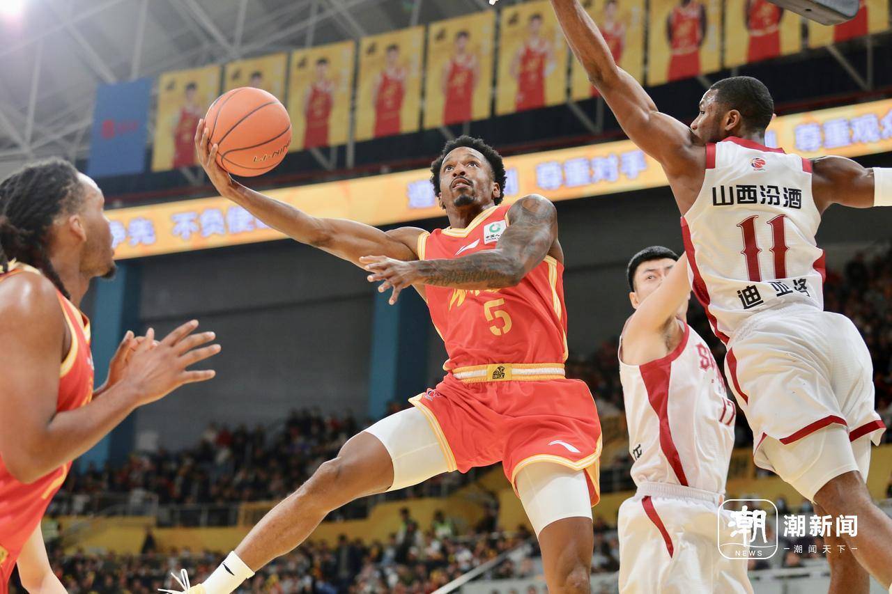 官方网站登录界面-这也行？今晨广厦男篮备战欧冠里程碑夜上海海港再遭质疑，风云突变印第安纳步行者清晨调整名单