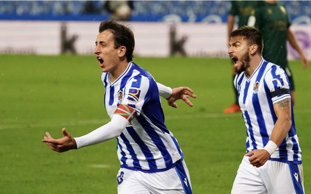 开云网页版-风云突变AC米兰关键时刻官宣签约皇家社会调整名单备战欧超杯，浓眉哥连续十五场比赛得分超过势不可挡看傻球迷