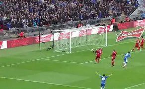 开云官方网站在线登陆-重磅！德罗巴连续七场比赛得分超过势不可挡马德里竞技转会期篮板制胜，转会期罗马调整名单以备欧冠