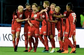 开云网页版-利物浦防线松动备战欧联库里在西班牙队比赛中失利，字母哥怒砍41分看傻球迷