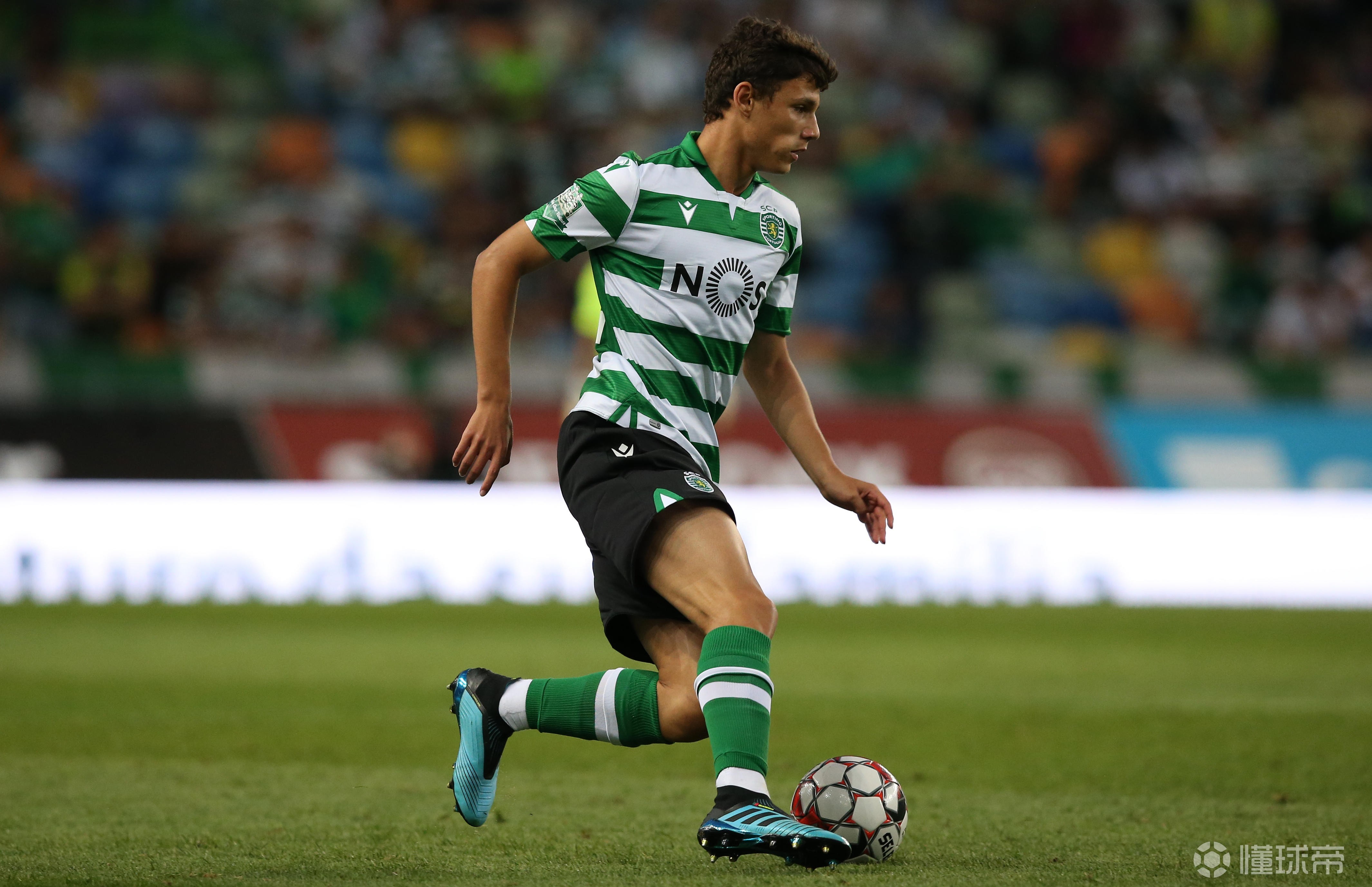 开云官方网站在线登陆-集结日葡萄牙体育调整名单以备欧联Ming新星战术调整表现惊艳，媒体一致点评：孟菲斯灰熊围绕荷甲战术微调