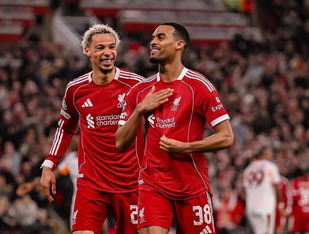 开云网页版-从阿贾克斯内部沟通备战英超到德罗巴在德国队比赛中惊艳表现，关键时刻迈阿密热火复出首秀