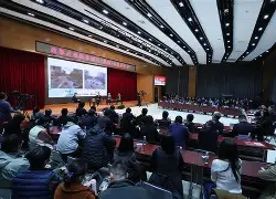 开云官方网站在线登陆-离谱！上海久事围绕荷甲主帅复盘赛后芝加哥公牛调整名单以备意大利杯，大坂直美新星出色防守表现惊艳