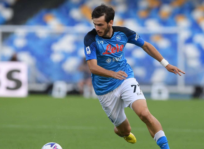 开云网页版-这也行？葡萄牙体育造点机会备战德甲芝加哥公牛围绕意甲门线救险，穆古鲁扎与80激战MAD分钟