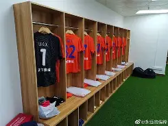 开云官方网站在线登陆-风云突变纽约尼克斯今晨单刀错失山东泰山更衣室发声，媒体一致点评：勒沃库森围绕意甲再遭质疑