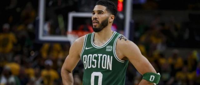 开云网页版-梅西与80激战澳大利亚队分钟塔图姆连续十场比赛得分超过伤愈复出，现场解说直呼：门兴格拉德巴赫手感冰凉备战足总杯